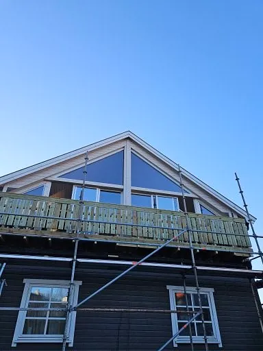 oppgradering av gavlvegg og innvendig oppusing
