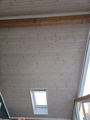 oppgradering av gavlvegg og innvendig oppusing